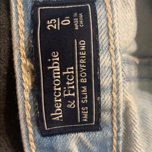 A&F Jean; Ames Slim Boyfriend - Picture 5 of 5